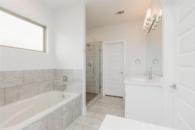 127 Loon DR, Bastrop, TX 78602