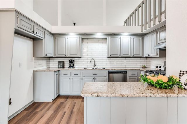 8321 Breezewood Drive, Oklahoma City, OK 73135