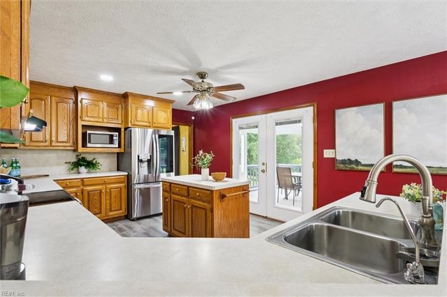 6960 Hidden Brook DR, Gloucester, VA 23061