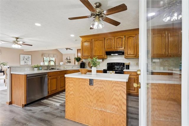6960 Hidden Brook DR, Gloucester, VA 23061