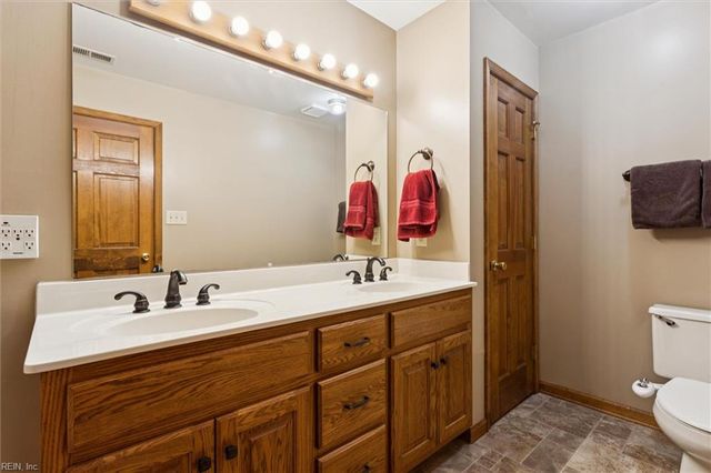 6960 Hidden Brook DR, Gloucester, VA 23061