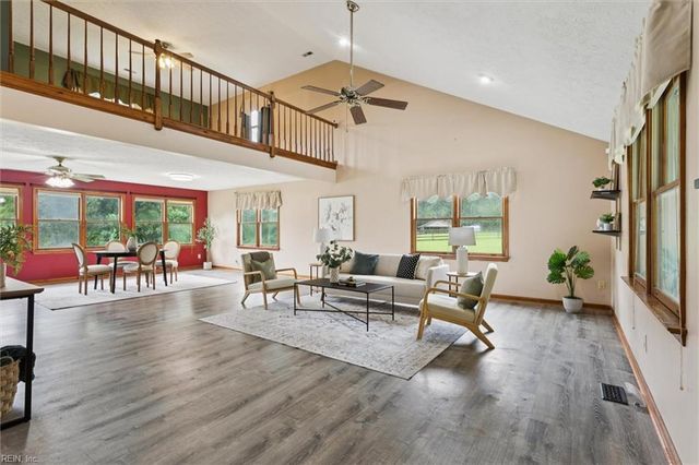 6960 Hidden Brook DR, Gloucester, VA 23061