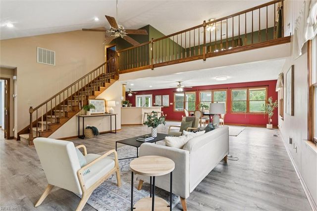 6960 Hidden Brook DR, Gloucester, VA 23061