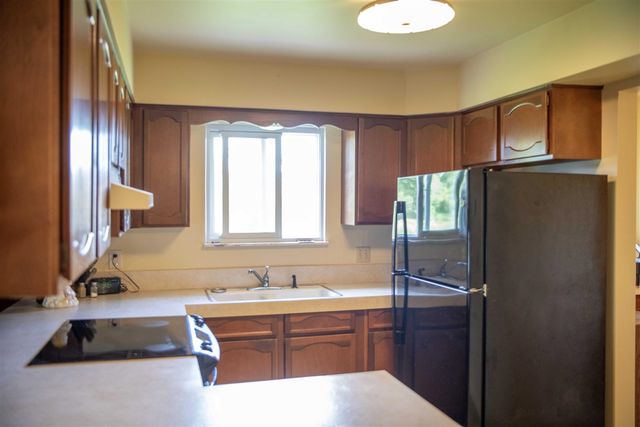 1282 Yorktown Drive, Flint, MI 48532