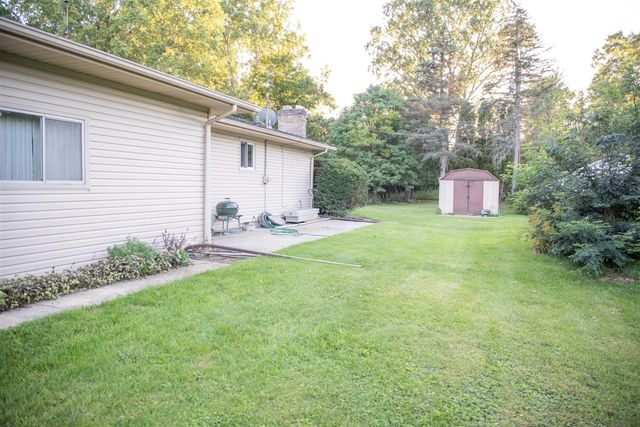1282 Yorktown Drive, Flint, MI 48532