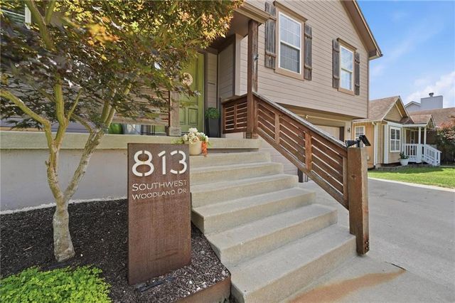 813 SW WOODLAND Drive, Grain Valley, MO 64029