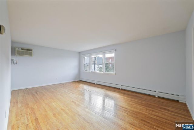 428 Lincoln Street, Palisades Park, NJ 07650