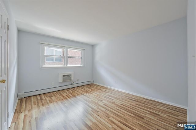 428 Lincoln Street, Palisades Park, NJ 07650