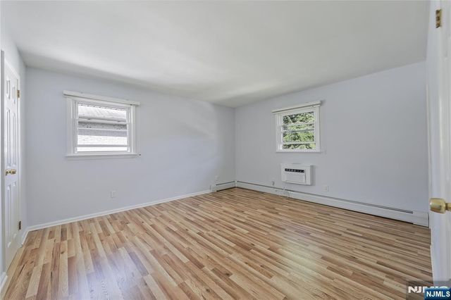 428 Lincoln Street, Palisades Park, NJ 07650