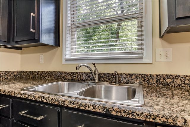 10 Lakeview, Tuscaloosa, AL 35401