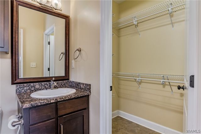 10 Lakeview, Tuscaloosa, AL 35401