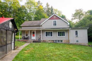 221 Hartzell School Road, Marion Twp, PA 16123