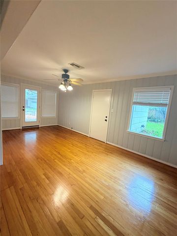 4833 Hazelton Street, Houston, TX 77035