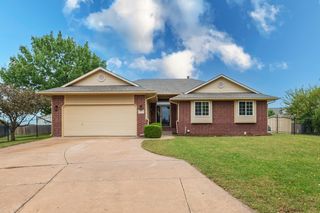 814 Rushwood Ct, Augusta, KS 67010