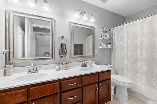 740 SUGARBUSH CV N, Collierville, TN 38017