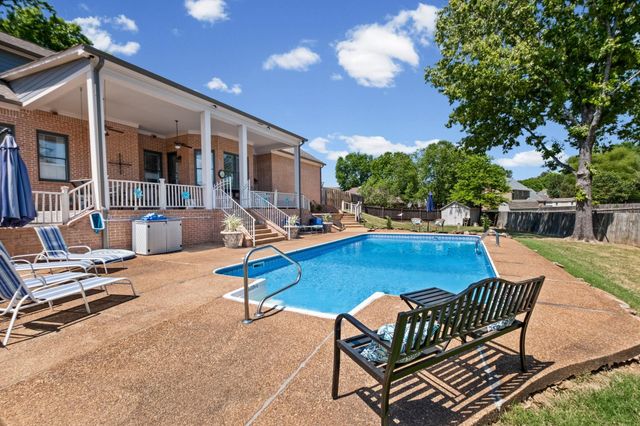 740 SUGARBUSH CV N, Collierville, TN 38017