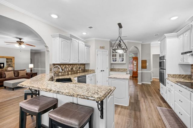 740 SUGARBUSH CV N, Collierville, TN 38017
