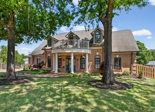 740 SUGARBUSH CV N, Collierville, TN 38017