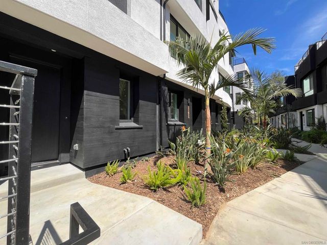 3832 N Emery Wy, Los Angeles, CA 90065