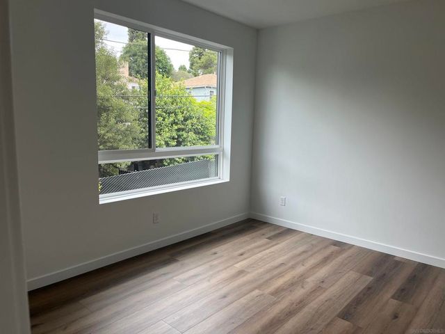 3832 N Emery Wy, Los Angeles, CA 90065