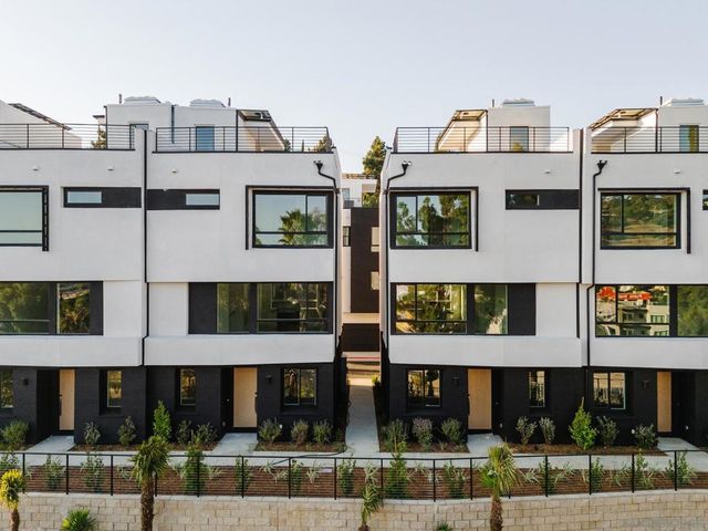 3832 N Emery Wy, Los Angeles, CA 90065