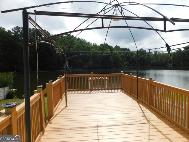 2783 Mill Lake Way, Morrow, GA 30260