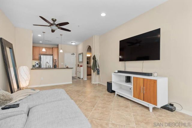 3887 Pell Place 131, San Diego, CA 92130