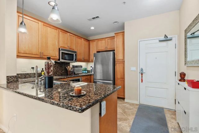 3887 Pell Place 131, San Diego, CA 92130