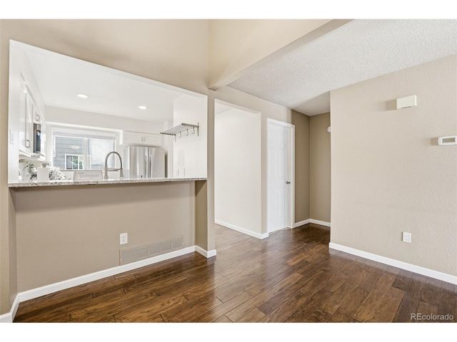 9018 Bear Mountain Dr, Highlands Ranch, CO 80126