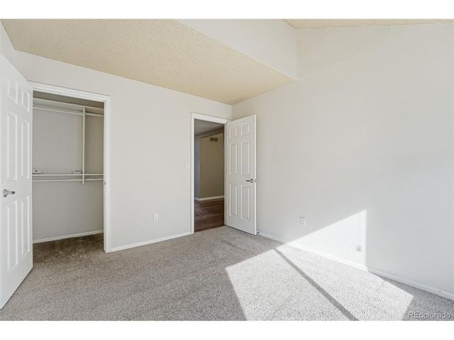 9018 Bear Mountain Dr, Highlands Ranch, CO 80126