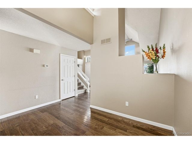 9018 Bear Mountain Dr, Highlands Ranch, CO 80126