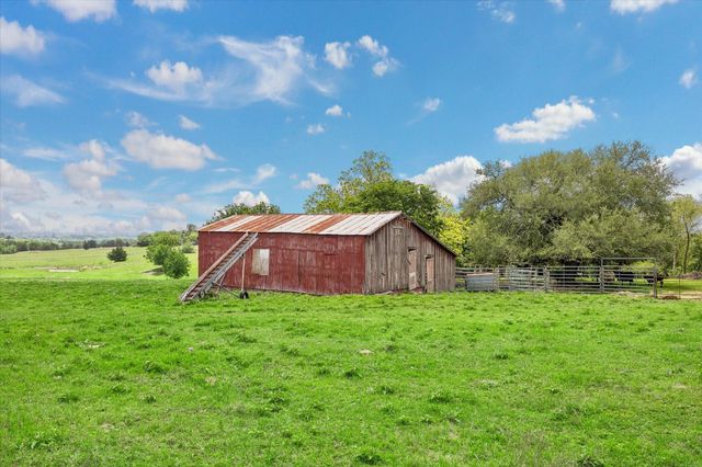 4754 Wickel Road, Burton, TX 77835
