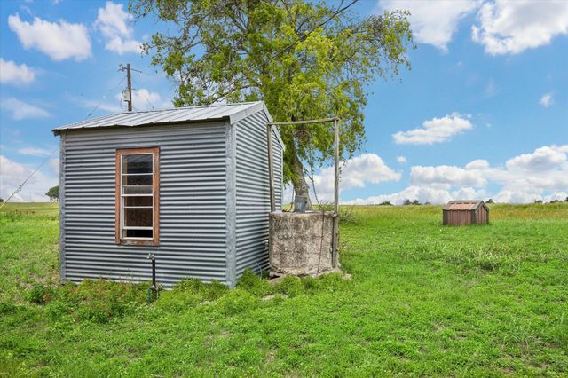 4754 Wickel Road, Burton, TX 77835