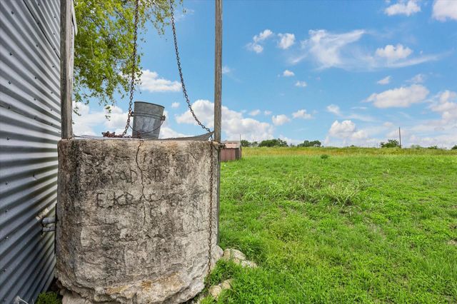 4754 Wickel Road, Burton, TX 77835