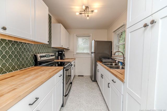 508 W Chisholm Street, Sanford, NC 27330