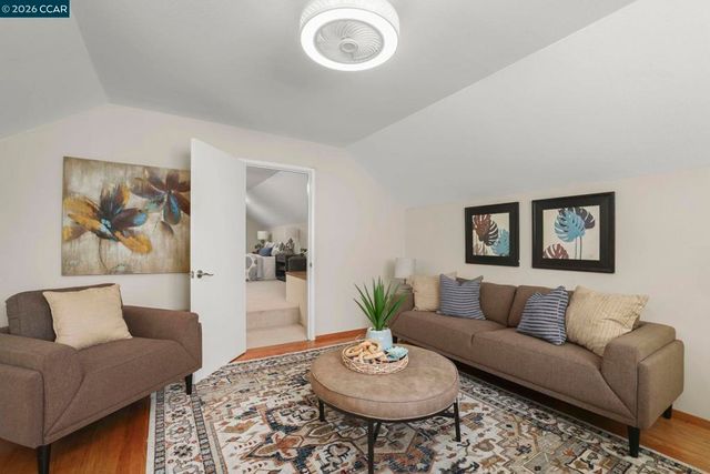 5412 Degnan Dr, Martinez, CA 94553