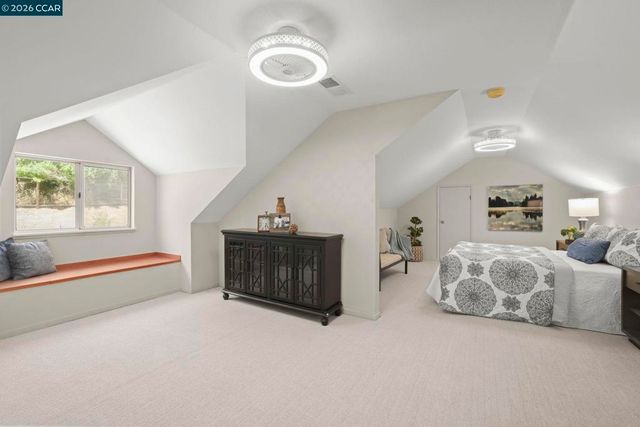 5412 Degnan Dr, Martinez, CA 94553