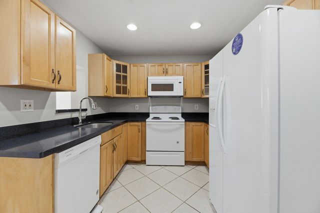 1520 SW 68th Way, North Lauderdale, FL 33068