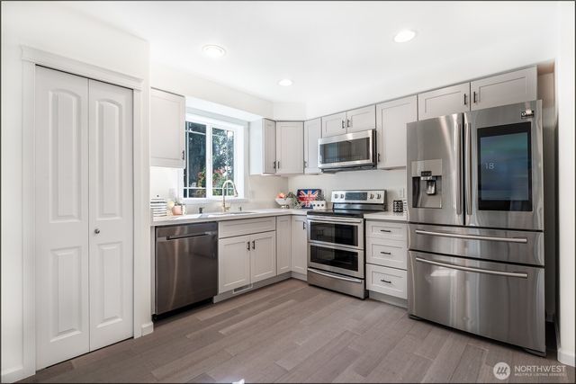 20409 25th Place W, Lynnwood, WA 98036