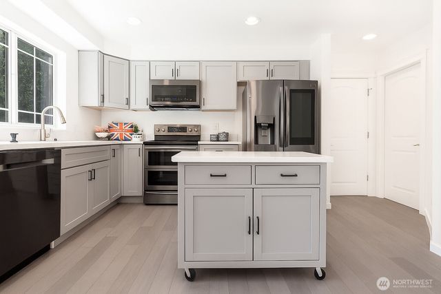 20409 25th Place W, Lynnwood, WA 98036