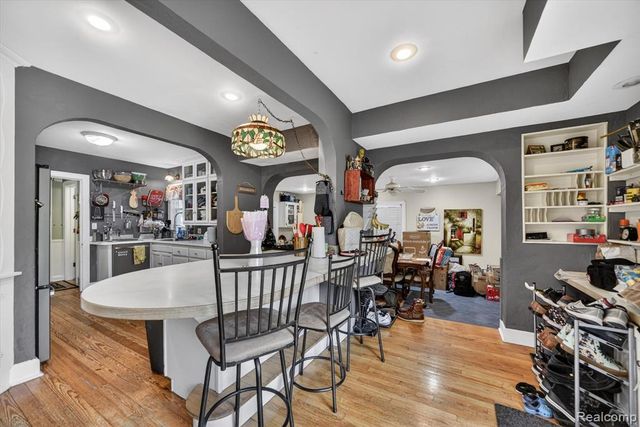 1404 Harvard Road, East Lansing, MI 48823