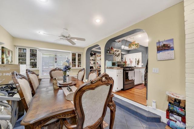 1404 Harvard Road, East Lansing, MI 48823
