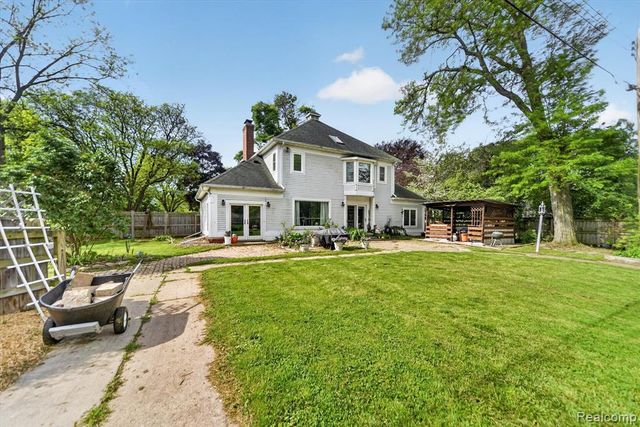1404 Harvard Road, East Lansing, MI 48823
