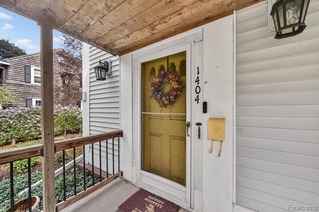 1404 Harvard Road, East Lansing, MI 48823