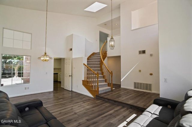 447 W Avenue J12, Lancaster, CA 93534