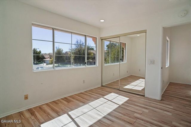 447 W Avenue J12, Lancaster, CA 93534