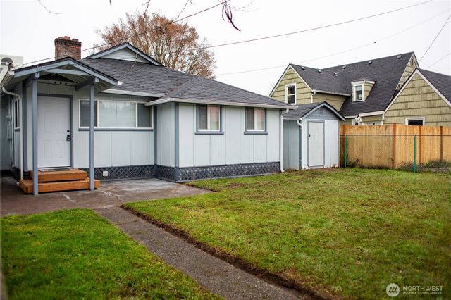 526 Hillkress Street, Centralia, WA 98531