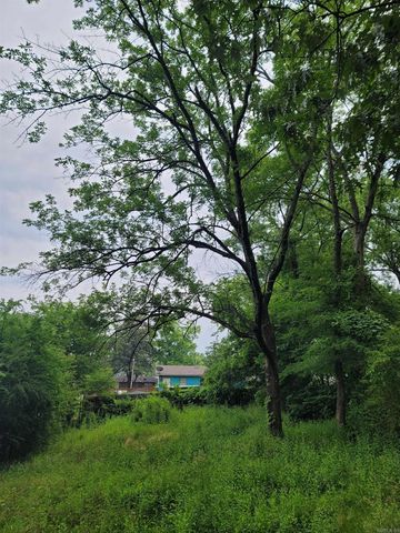 915 Schley Street, Benton, AR 72015