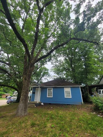 915 Schley Street, Benton, AR 72015