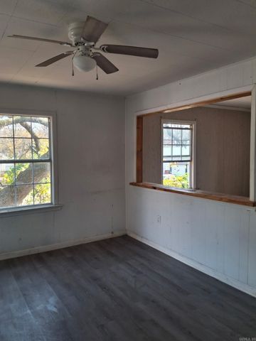 915 Schley Street, Benton, AR 72015